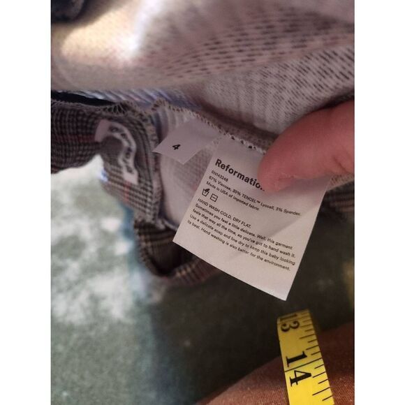 REFORMATION Oak Miniskirt In Washington Print (Black/White) sz 4 - Picture 3 of 3